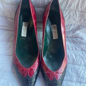 Vintage Gucci shoes moc croc Italy